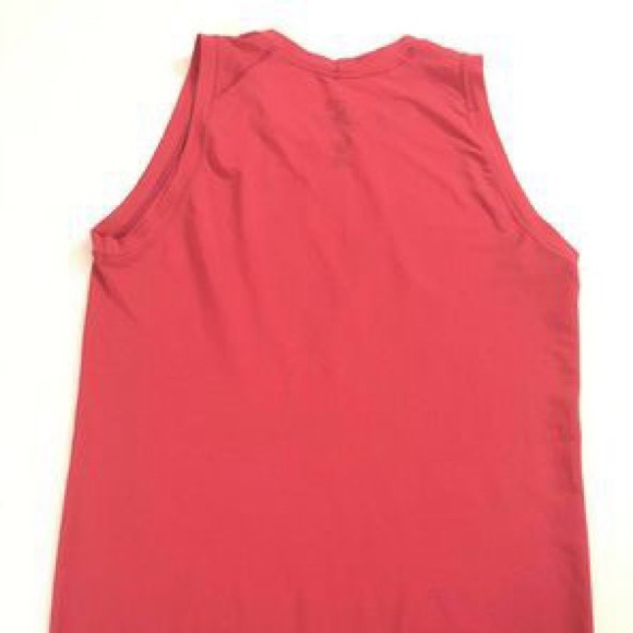 PATAGONIA Pink Sleeveless Top Tank Size XS Used. tiny stain on the lower front . - Picture 6 of 7